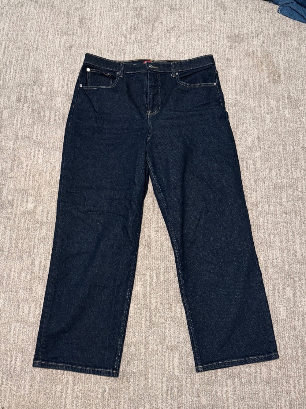 SPANXshape® Authentic 360 90s Straight Leg Jeans